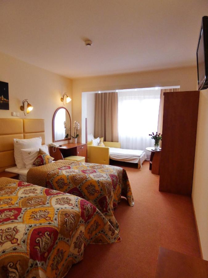 Aparthotel Adler Krasków Εξωτερικό φωτογραφία